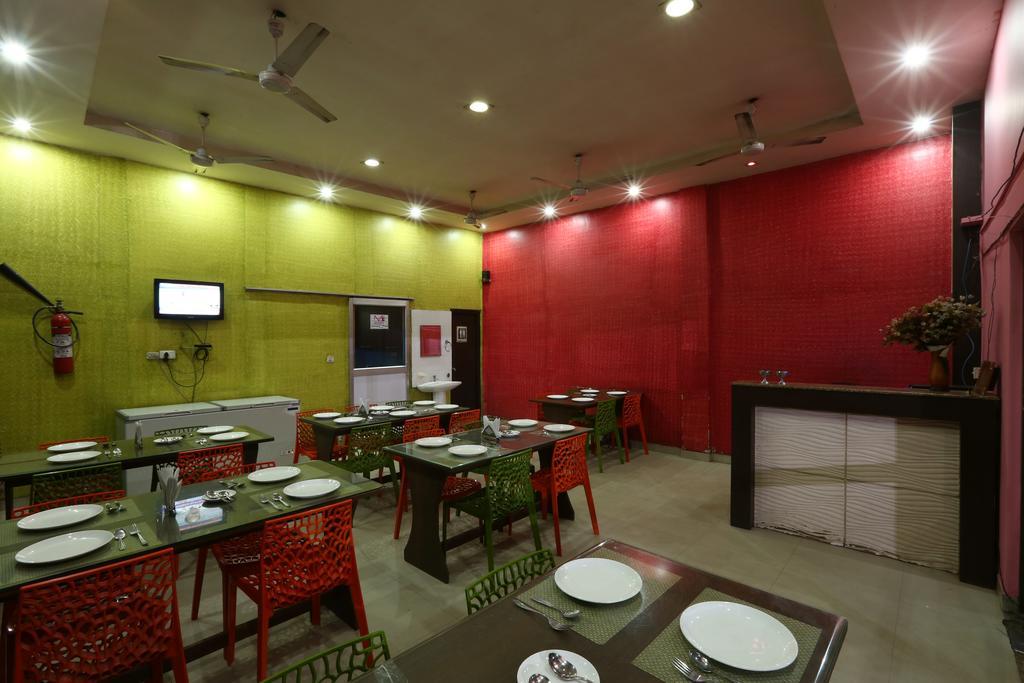 Hotel Parshuram กูวาฮาติ ภายนอก รูปภาพ