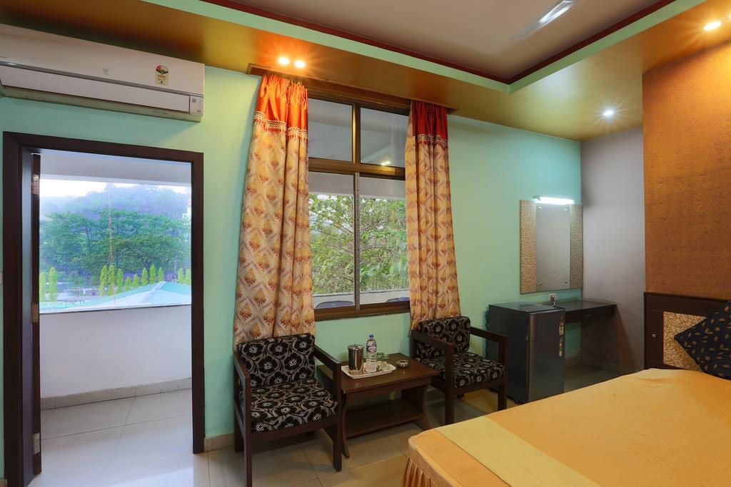 Hotel Parshuram กูวาฮาติ ภายนอก รูปภาพ